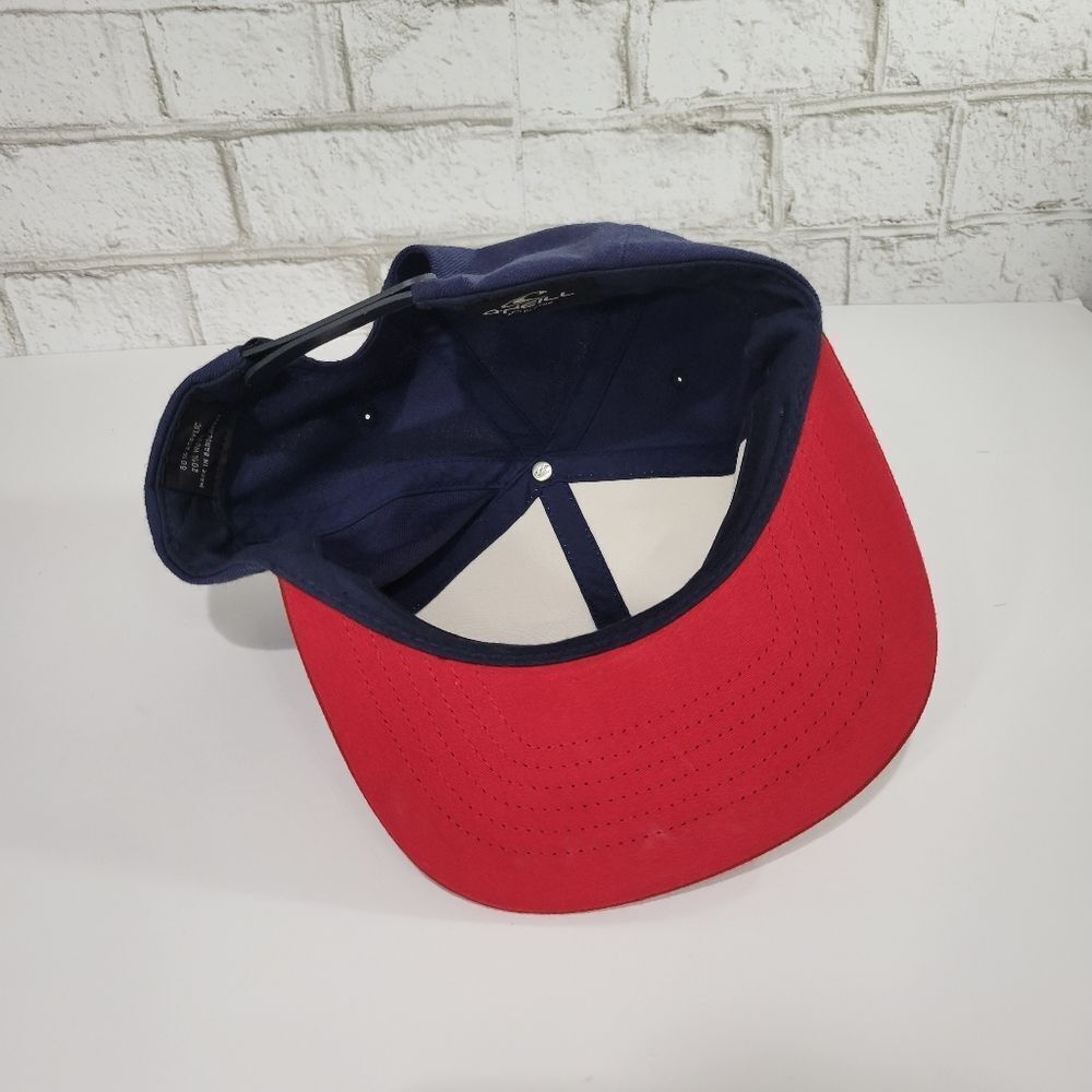 O'Neill red white and blue hat - Picture 9 of 10